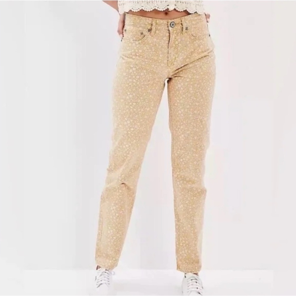 American Eagle Outfitters Size 16 short cream ditsy floral 90’s straight jeans